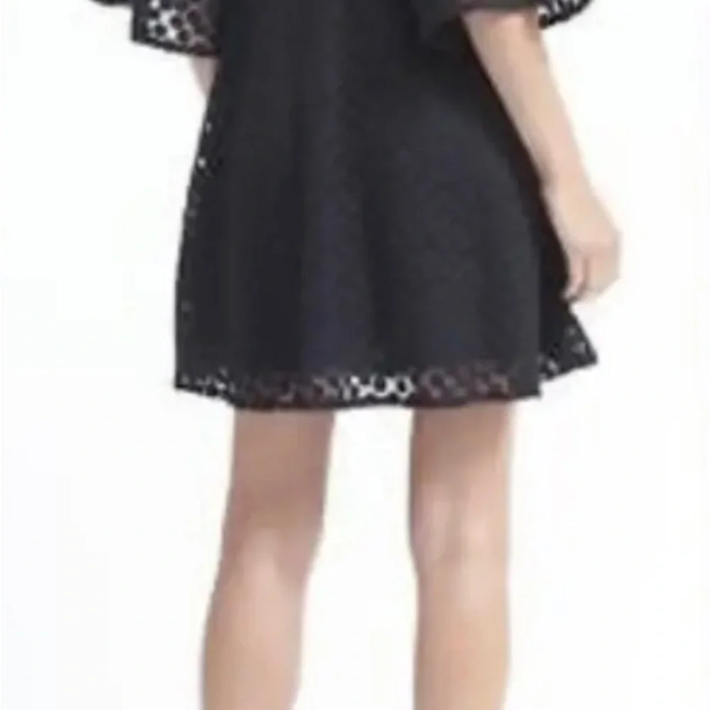 BANANA REPUBLIC Navy blue Embroidered/Knit  Size 2 - Picture 2 of 7